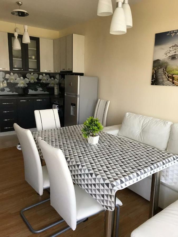 Elite Apartment Pomorie Eksteriør billede